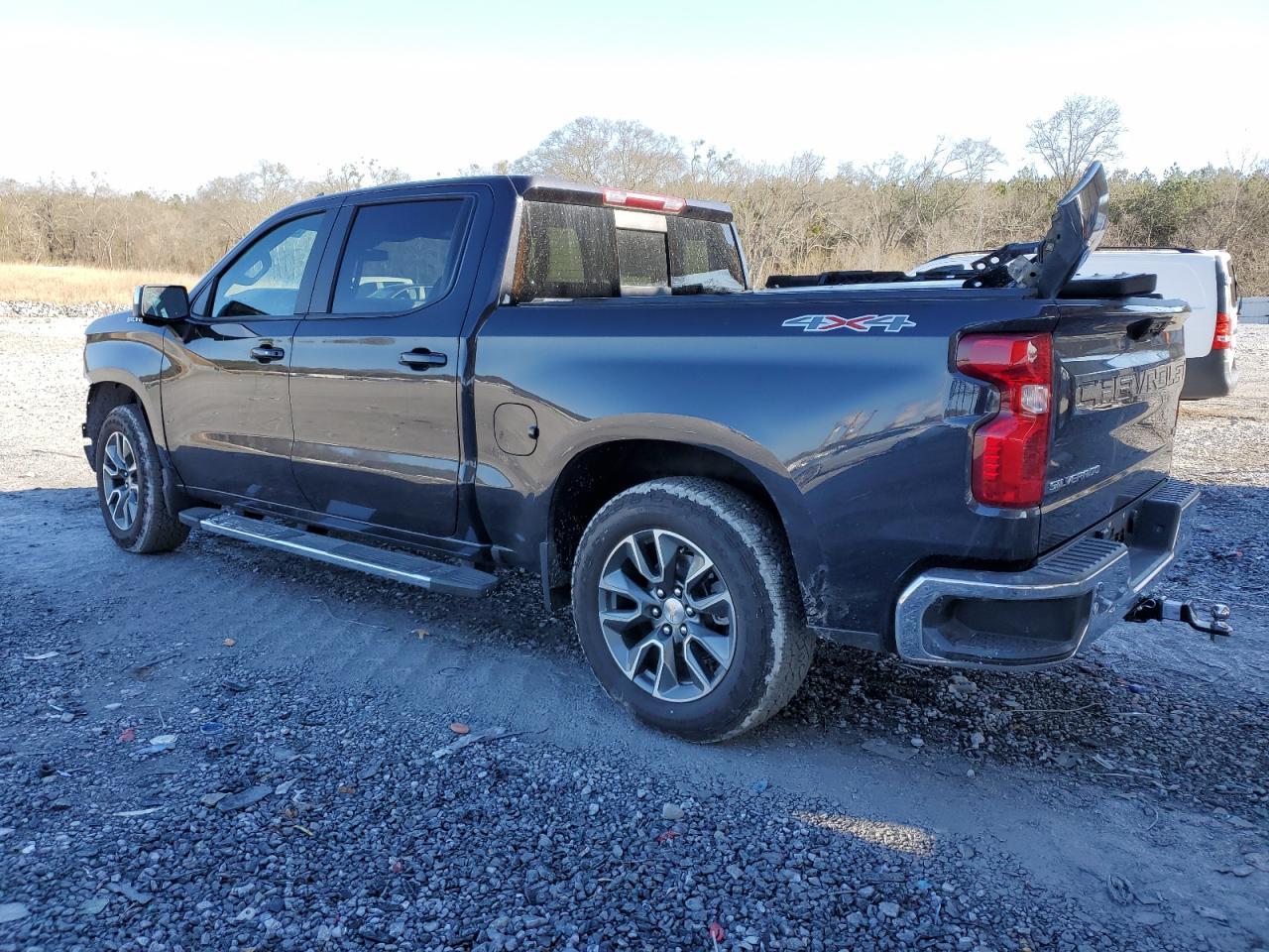 2023 CHEVROLET SILVERADO - Фото 2