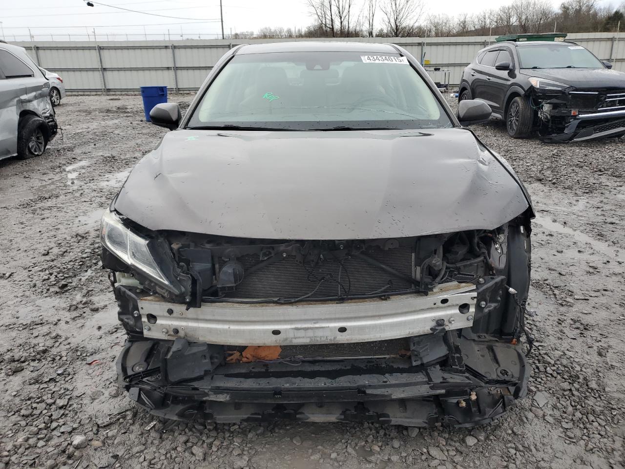 2020 TOYOTA CAMRY LE - Фото 5