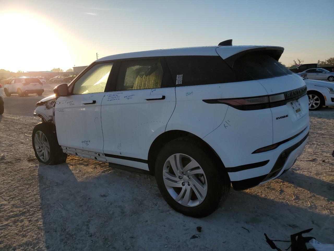 2021 LAND ROVER RANGE ROVE - Image 2