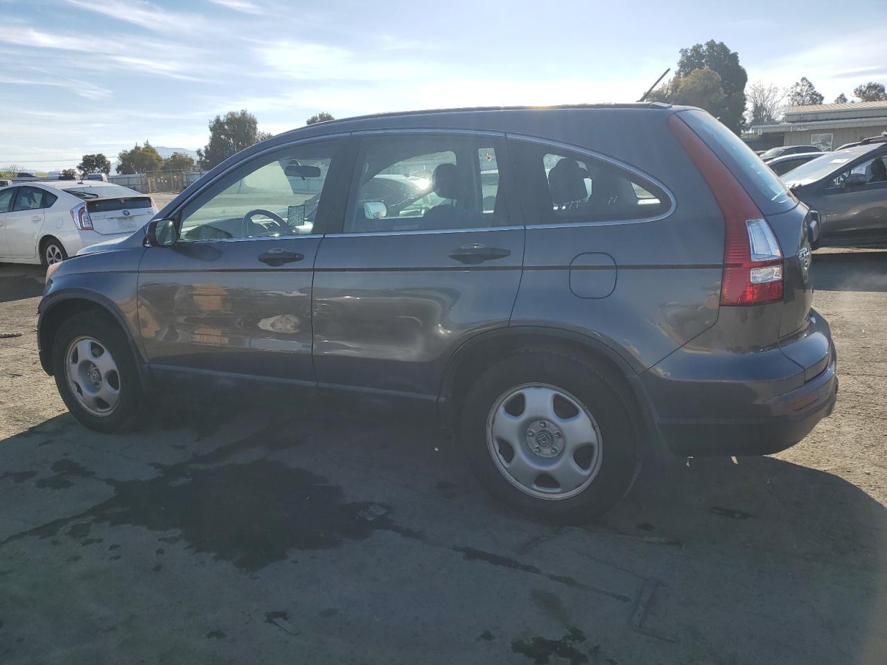 2011 HONDA CR-V LX - Image 2