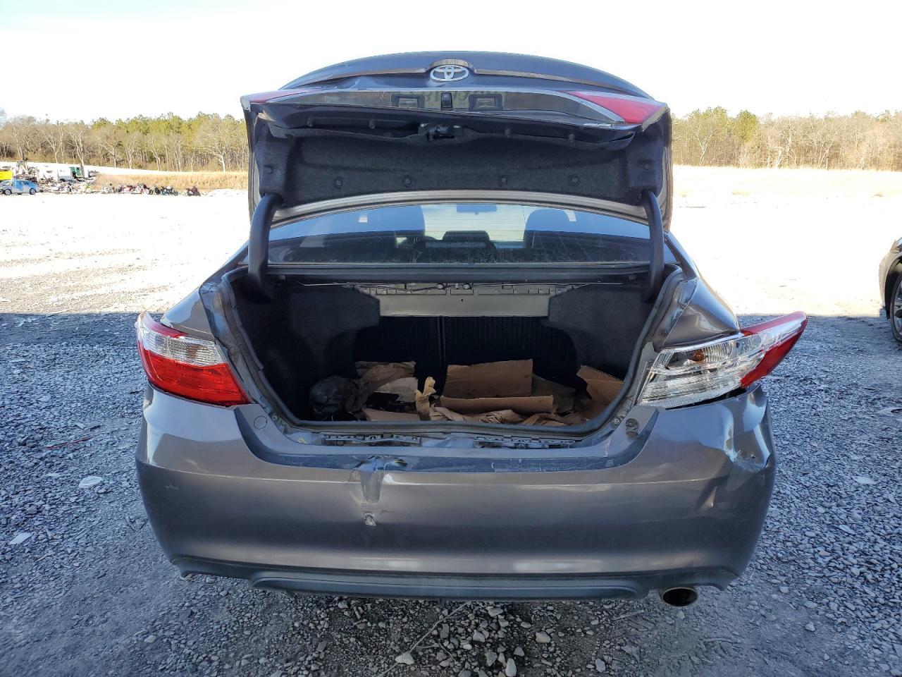 2016 TOYOTA CAMRY LE - Фото 6