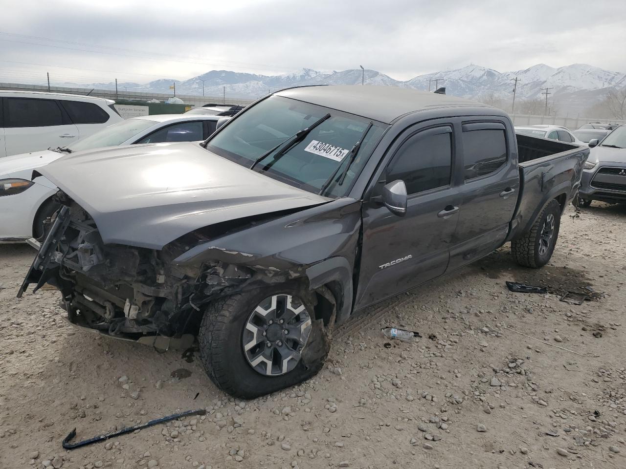 2017 TOYOTA TACOMA DOU
