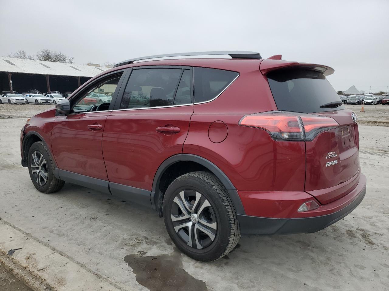 2018 TOYOTA RAV4 LE - Image 2
