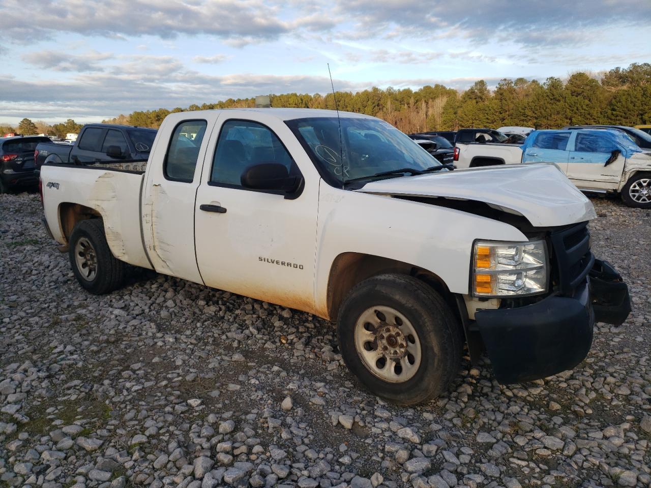 2013 CHEVROLET SILVERADO - Image 4