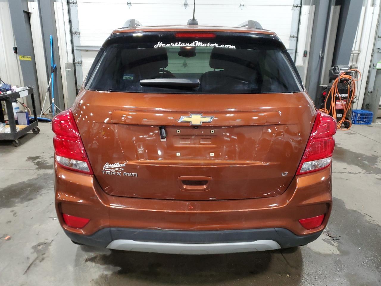 2019 CHEVROLET TRAX 1LT - Фото 6