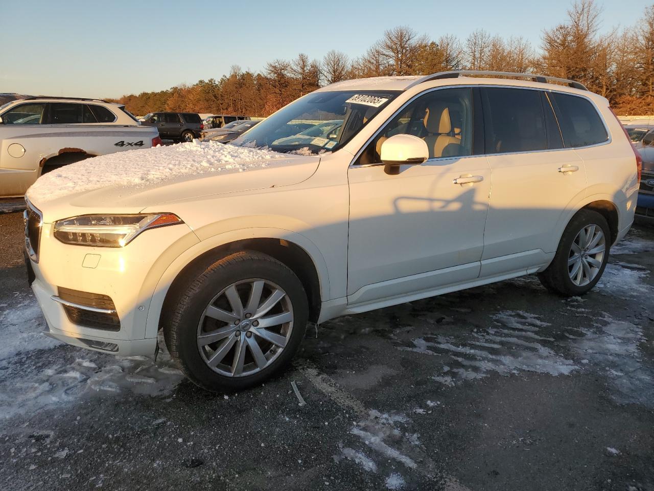 2016 VOLVO XC90 T6