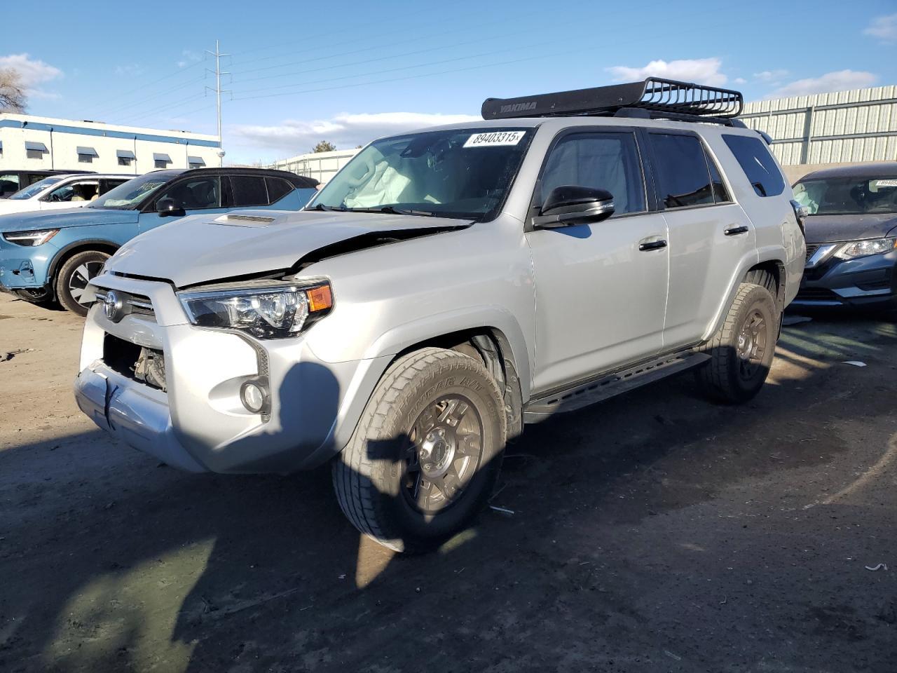 2020 TOYOTA 4RUNNER SR