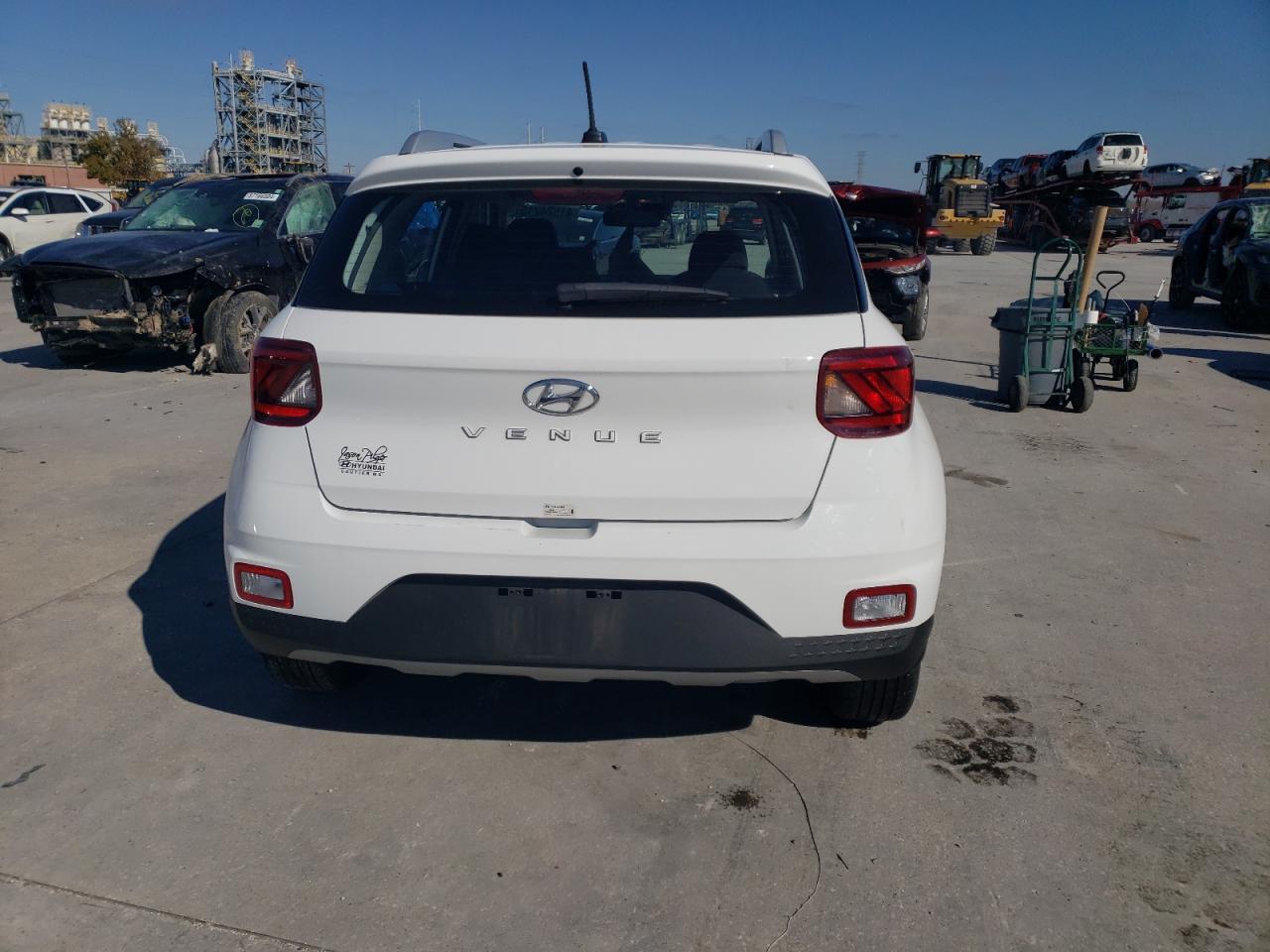 2024 HYUNDAI VENUE SEL - Фото 6