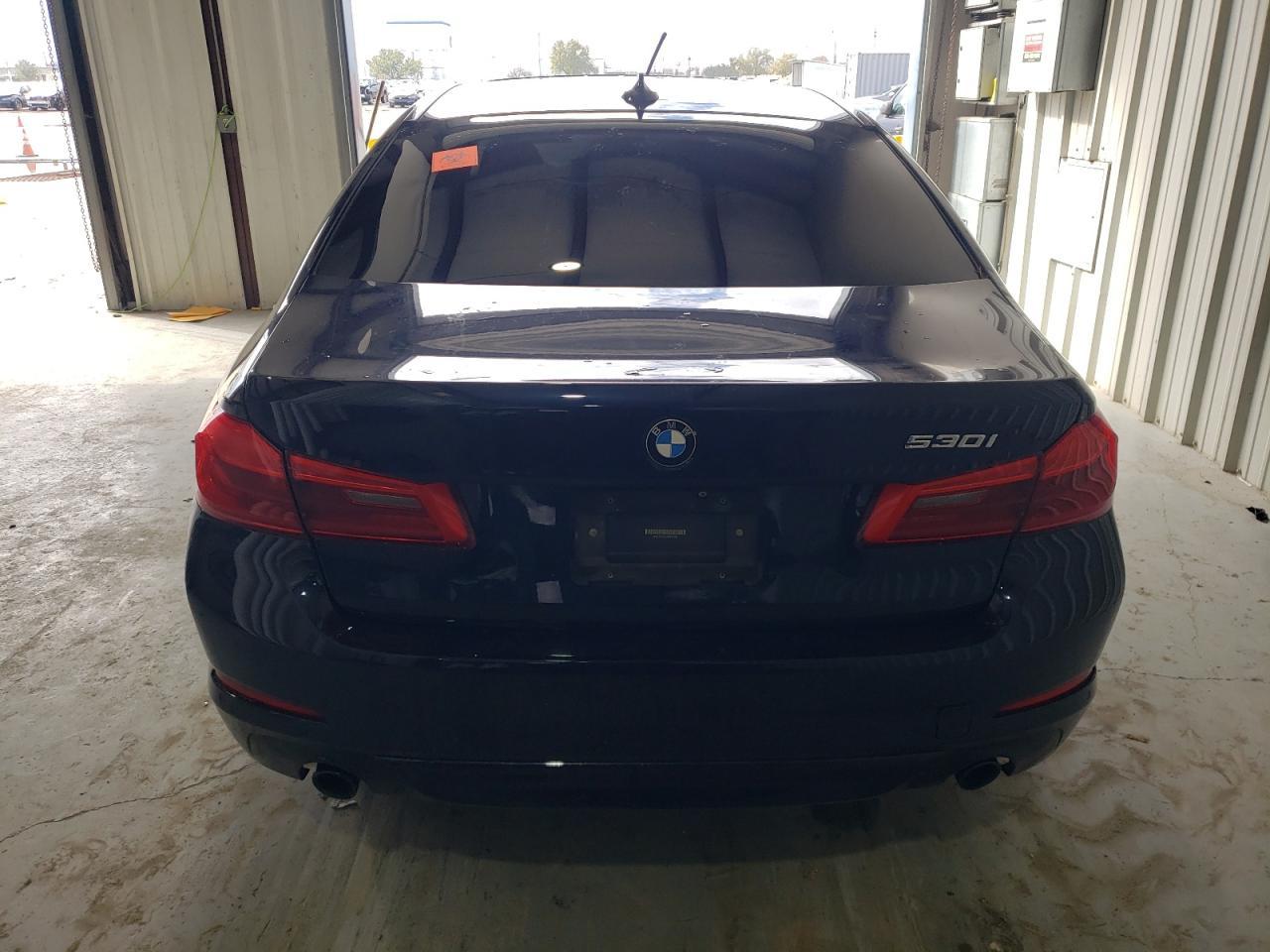 2018 BMW 530 I - Фото 6