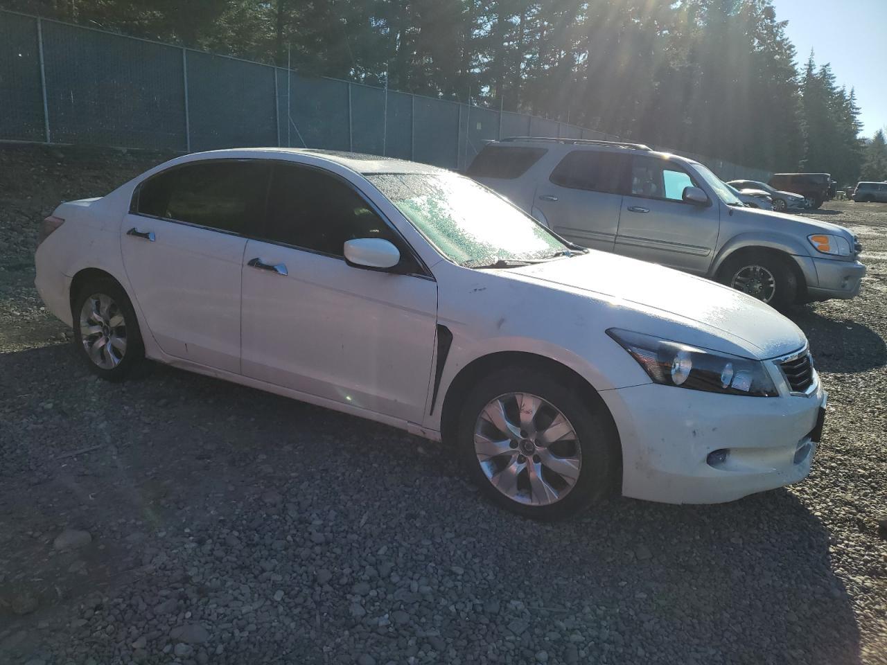 2010 HONDA ACCORD EXL - Image 4