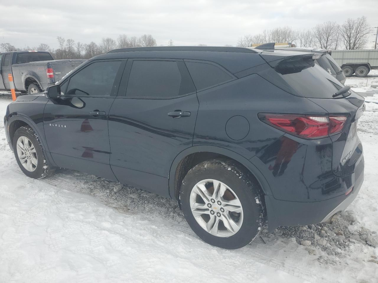 2021 CHEVROLET BLAZER 2LT - Фото 2
