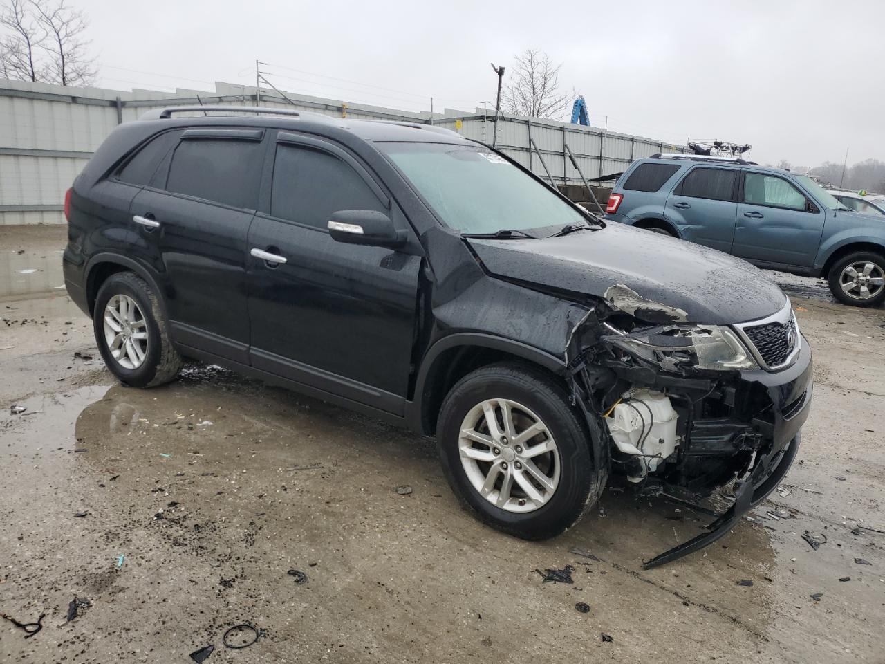 2014 KIA SORENTO LX - Image 4