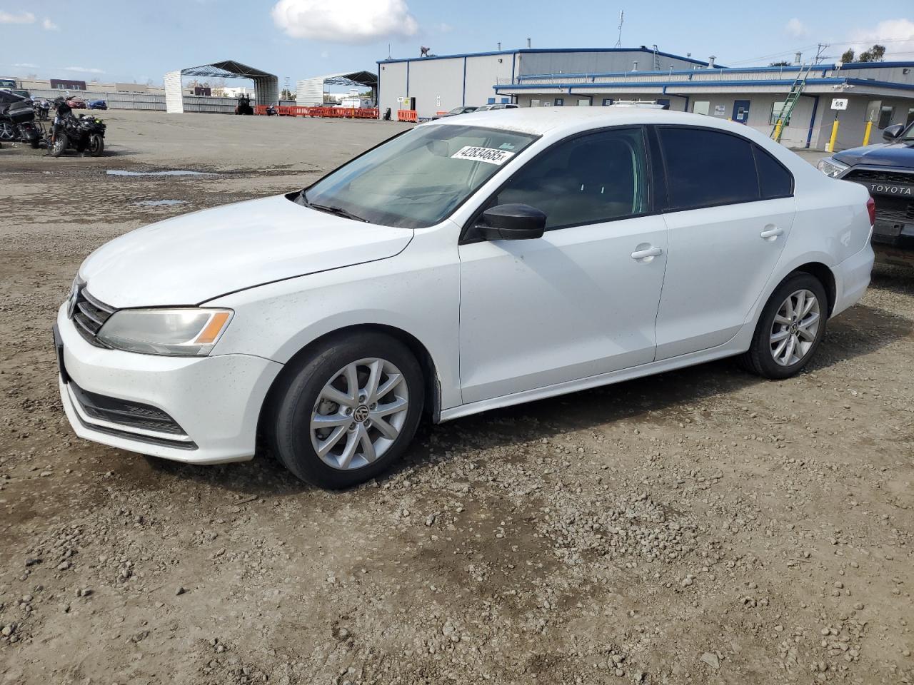 2015 VOLKSWAGEN JETTA SE car image