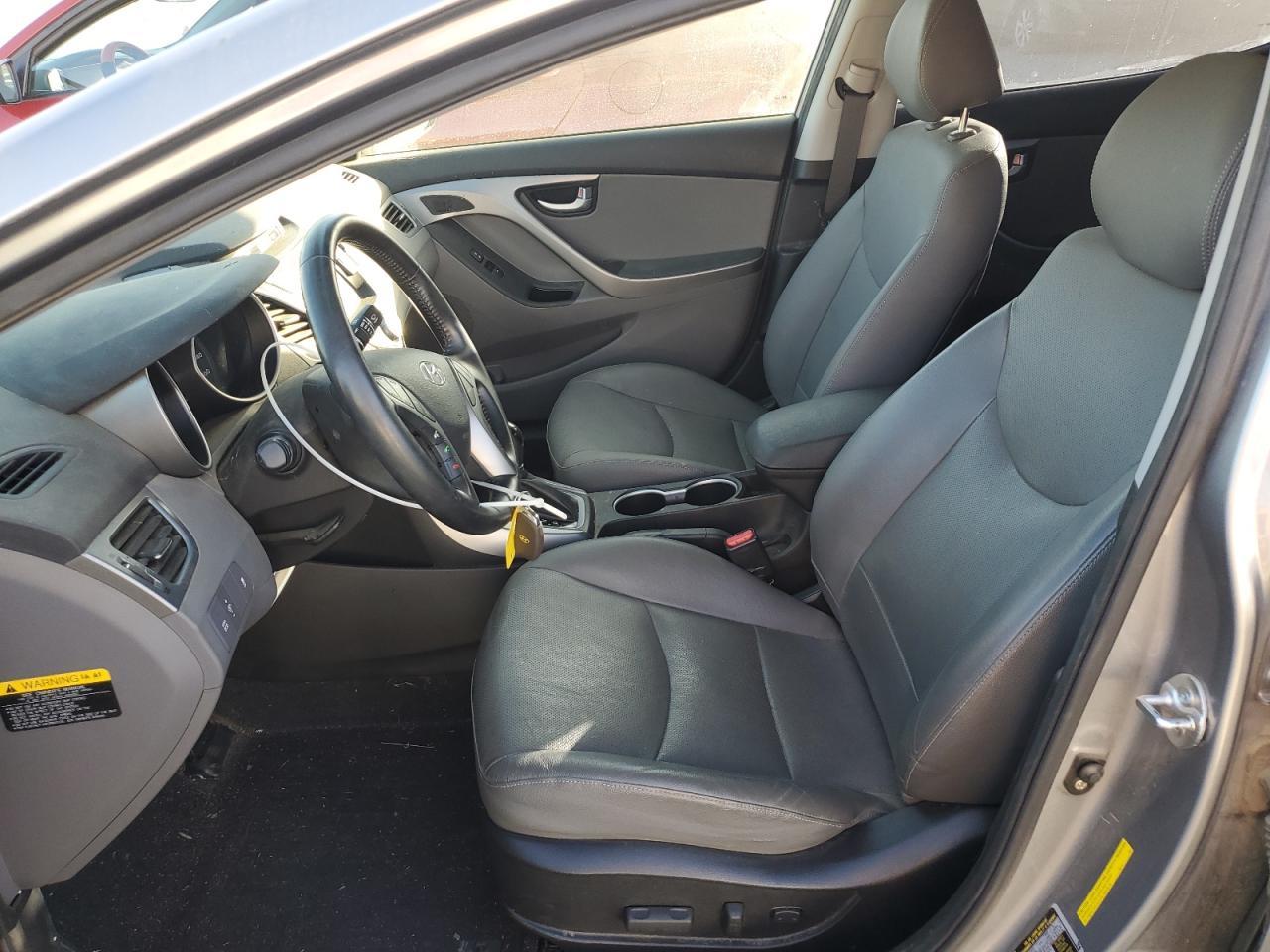 2014 HYUNDAI ELANTRA SE - Image 7