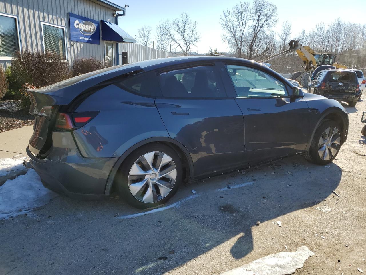 2023 TESLA MODEL Y - Фото 3