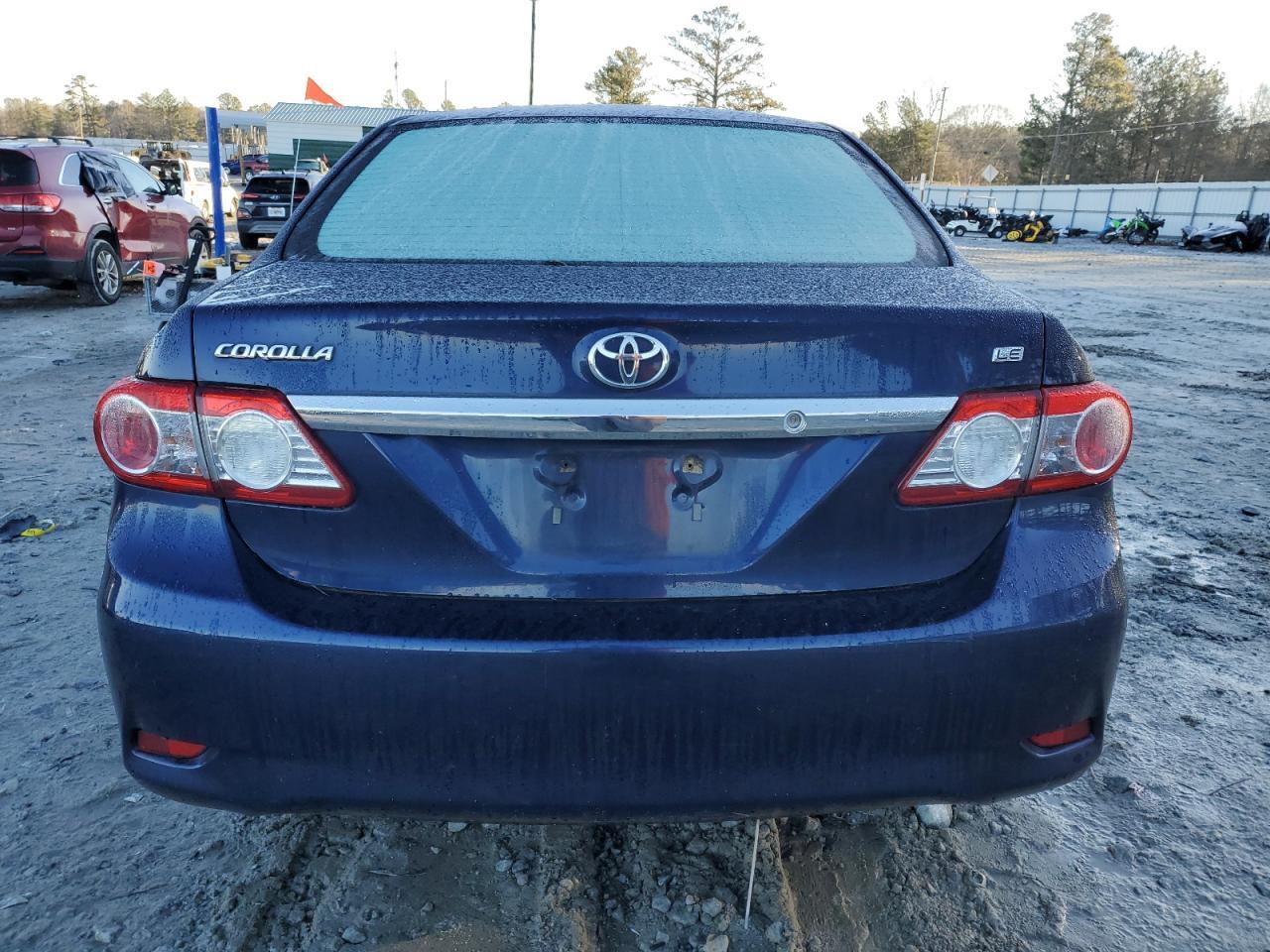 2013 TOYOTA COROLLA BA - Фото 6