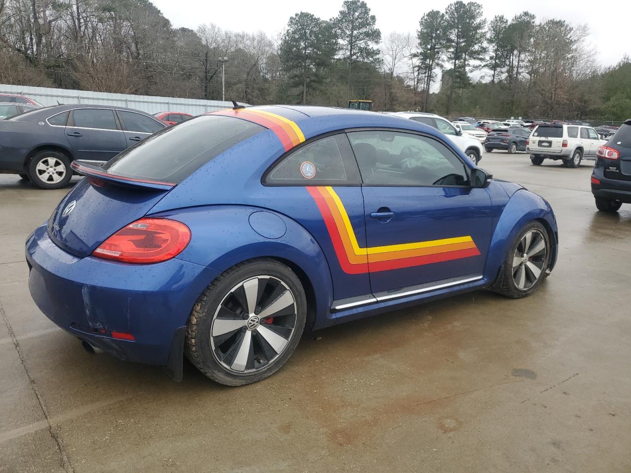 2012 VOLKSWAGEN BEETLE TUR - Фото 3
