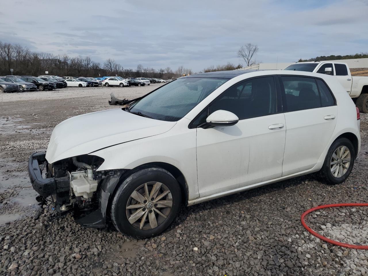 2016 VOLKSWAGEN GOLF S/SE
