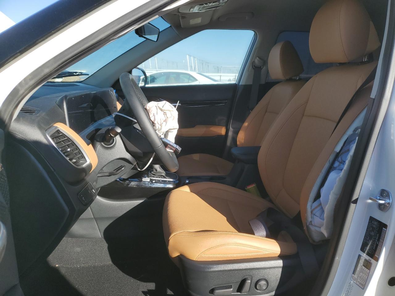 2024 KIA SELTOS EX - Image 7
