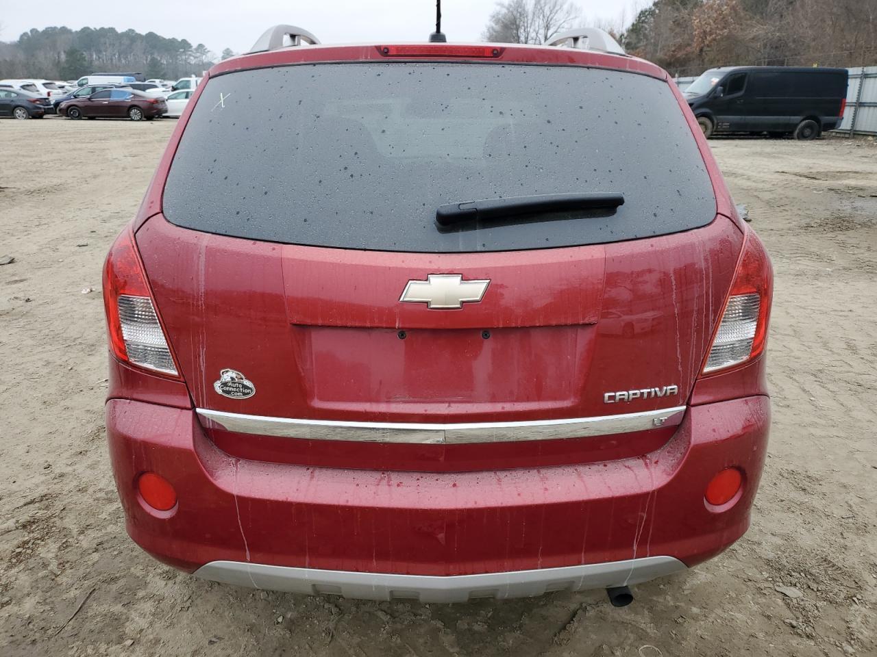 2014 CHEVROLET CAPTIVA LT - Image 6