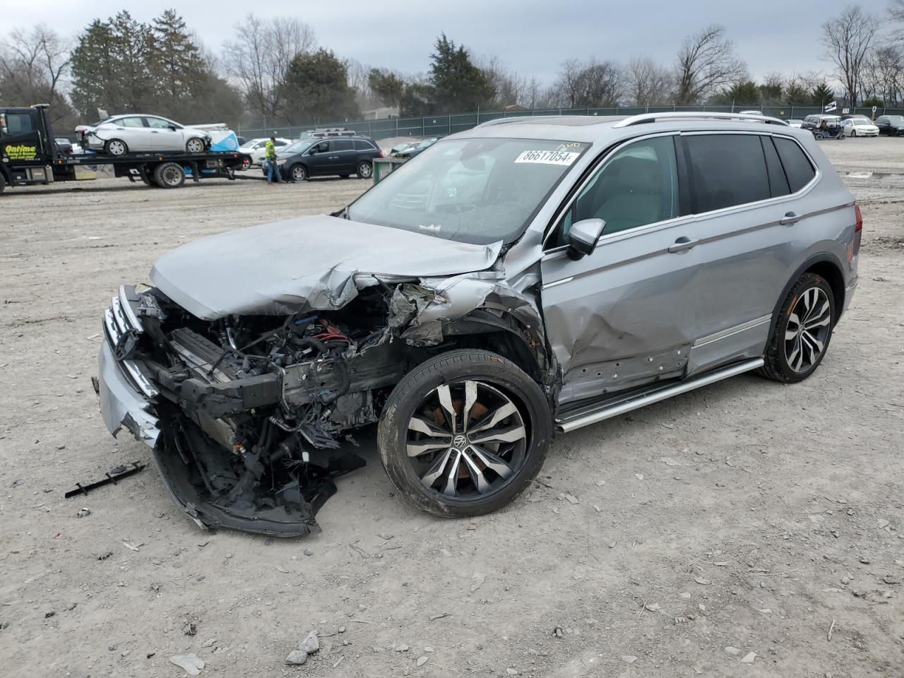 2019 VOLKSWAGEN TIGUAN SEL car image