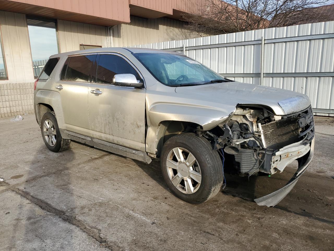 2013 GMC TERRAIN SL - Image 4