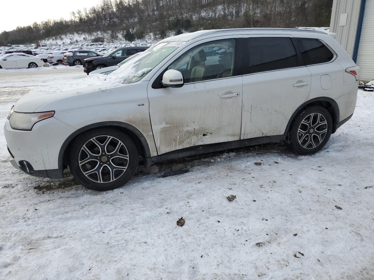 2015 MITSUBISHI OUTLANDER