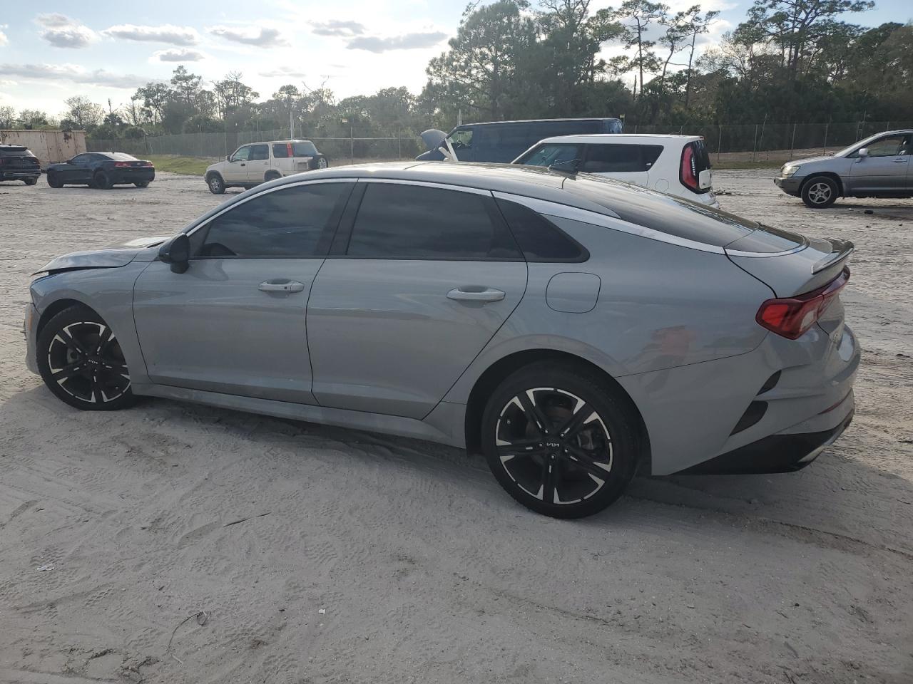 2023 KIA K5 GT LINE - Фото 2