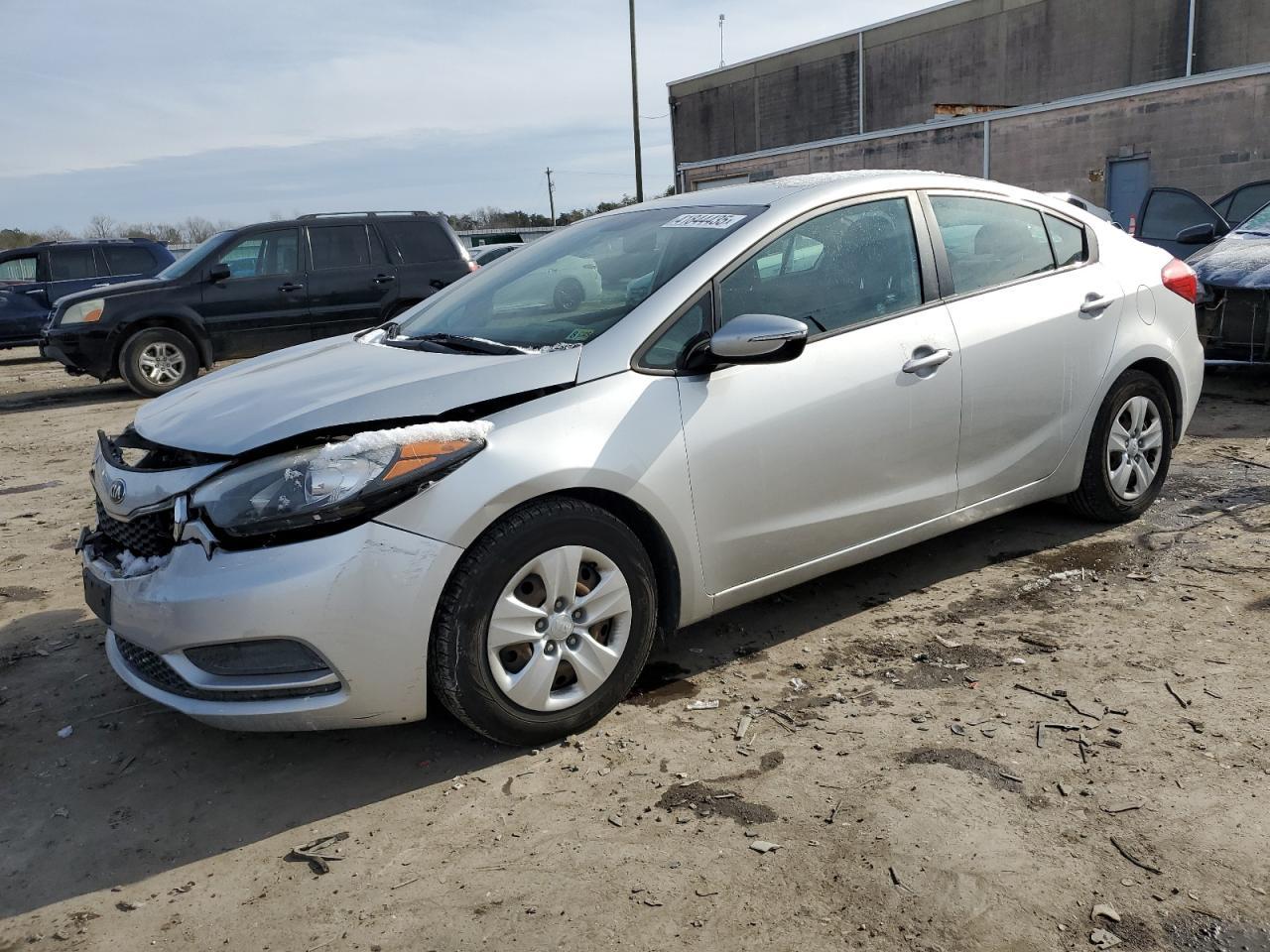 2015 KIA FORTE LX