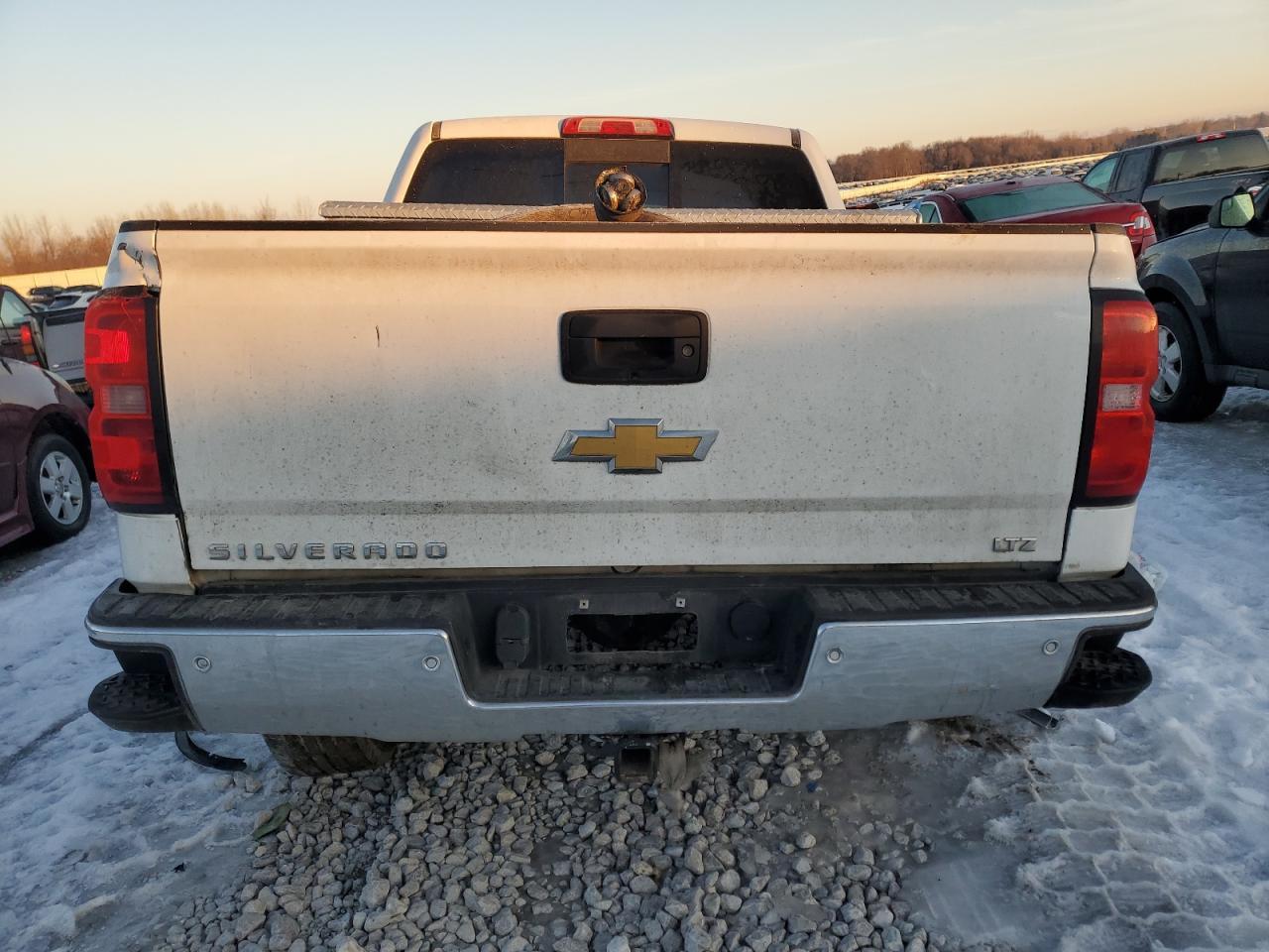 2015 CHEVROLET SILVERADO - Image 6