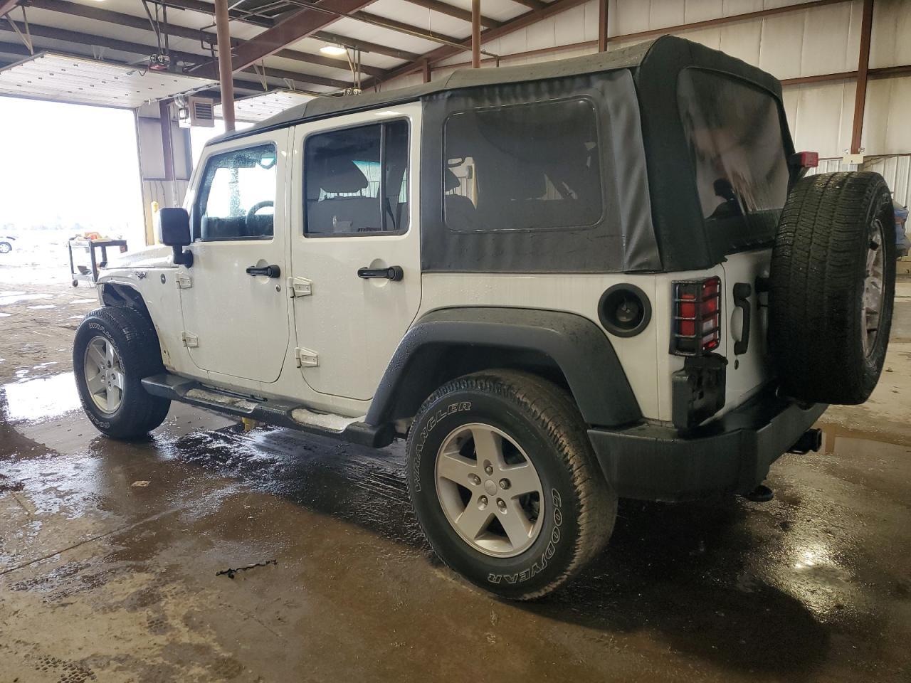 2017 JEEP WRANGLER U - Image 2
