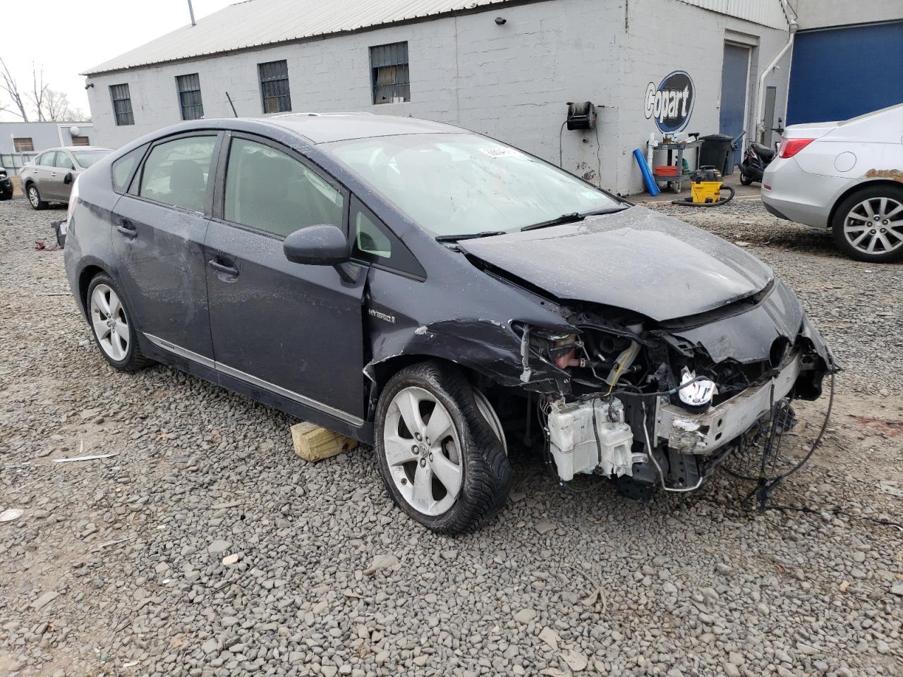 2015 TOYOTA PRIUS - Фото 4
