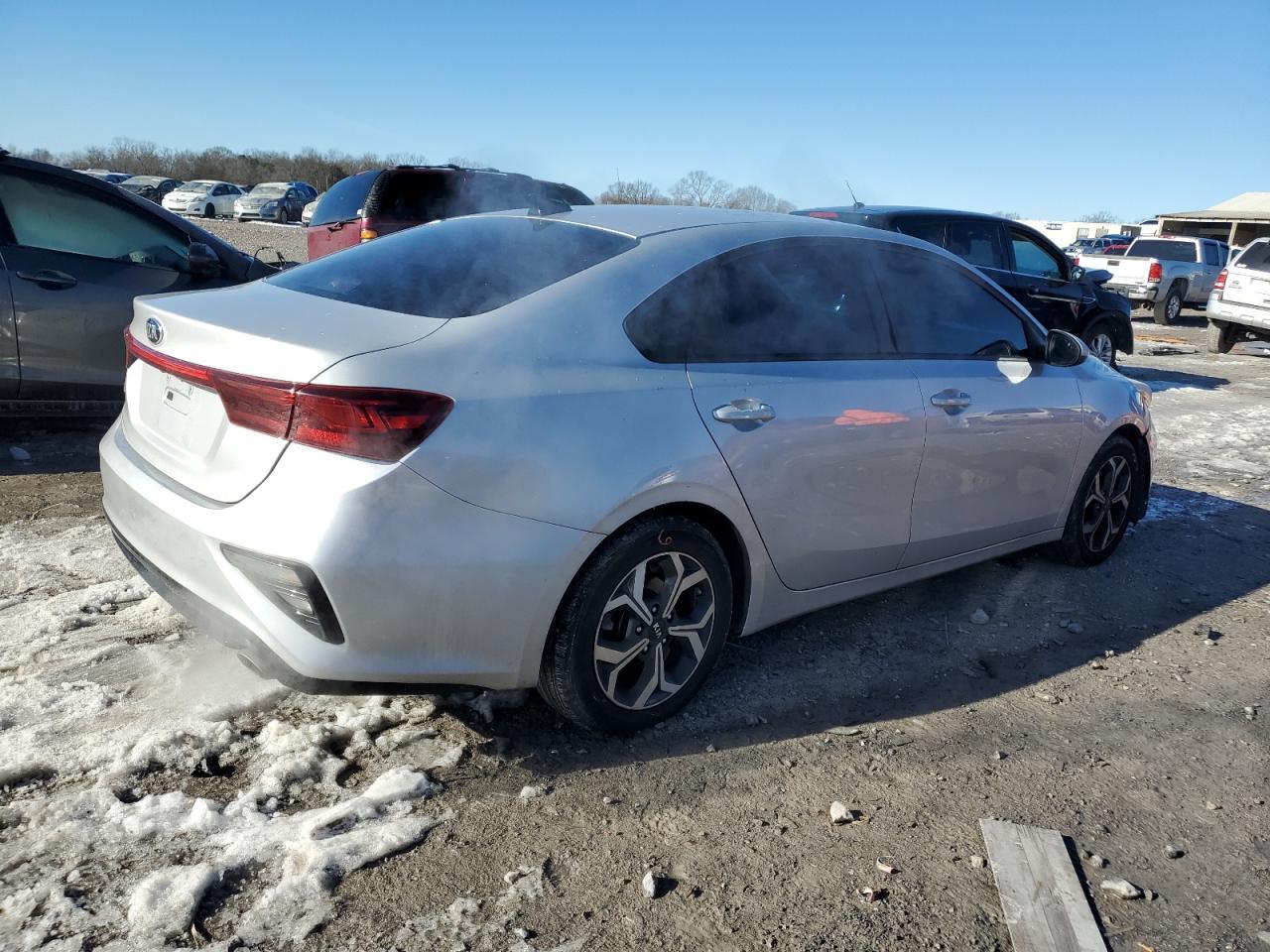 2021 KIA FORTE FE - Фото 3
