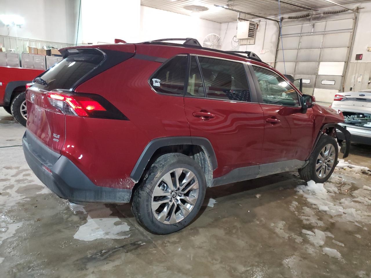2024 TOYOTA RAV4 XLE P - Image 3