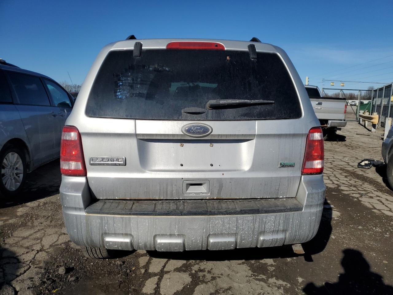 2012 FORD ESCAPE XLT - Image 6