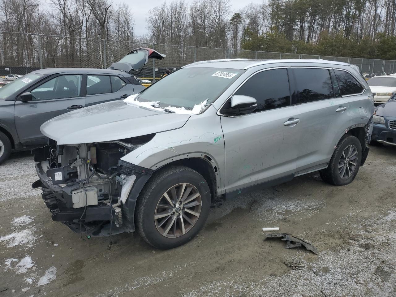 2019 TOYOTA HIGHLANDER