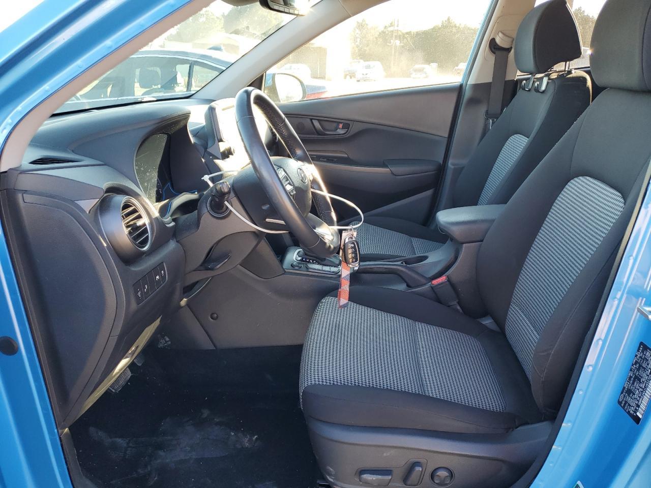 2020 HYUNDAI KONA SEL P - Фото 7