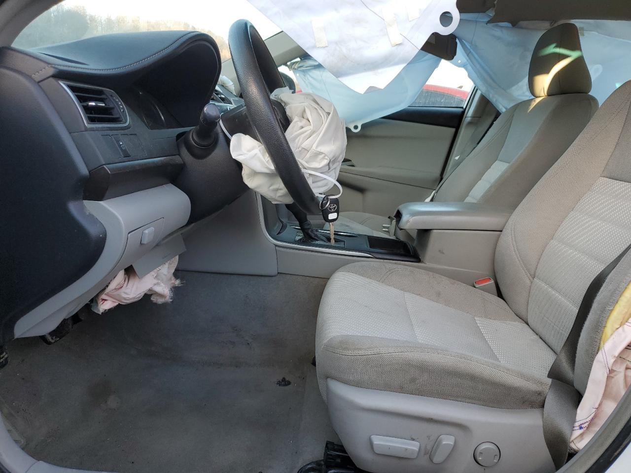 2016 TOYOTA CAMRY LE - Фото 7