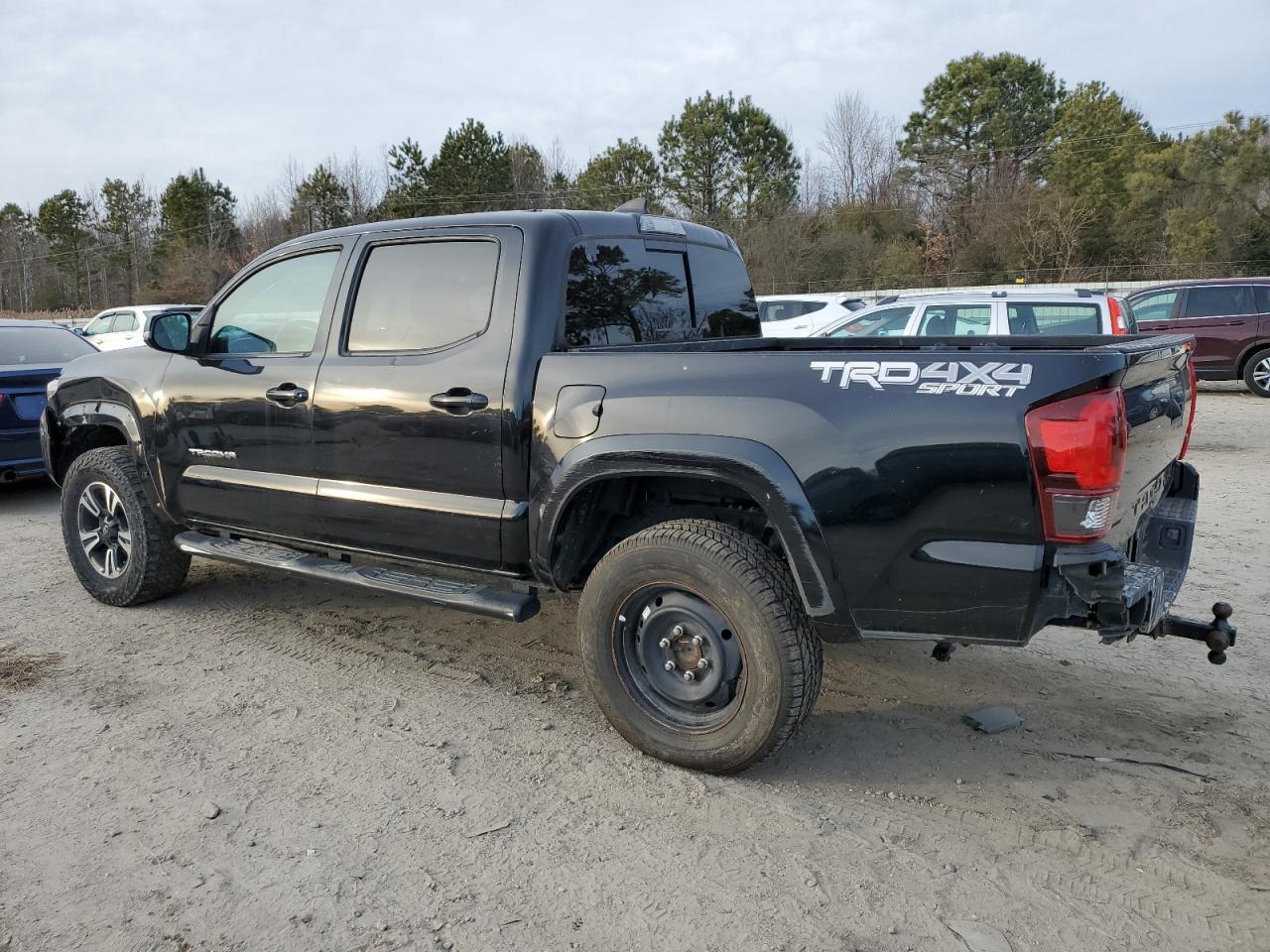 2019 TOYOTA TACOMA DOU - Фото 2