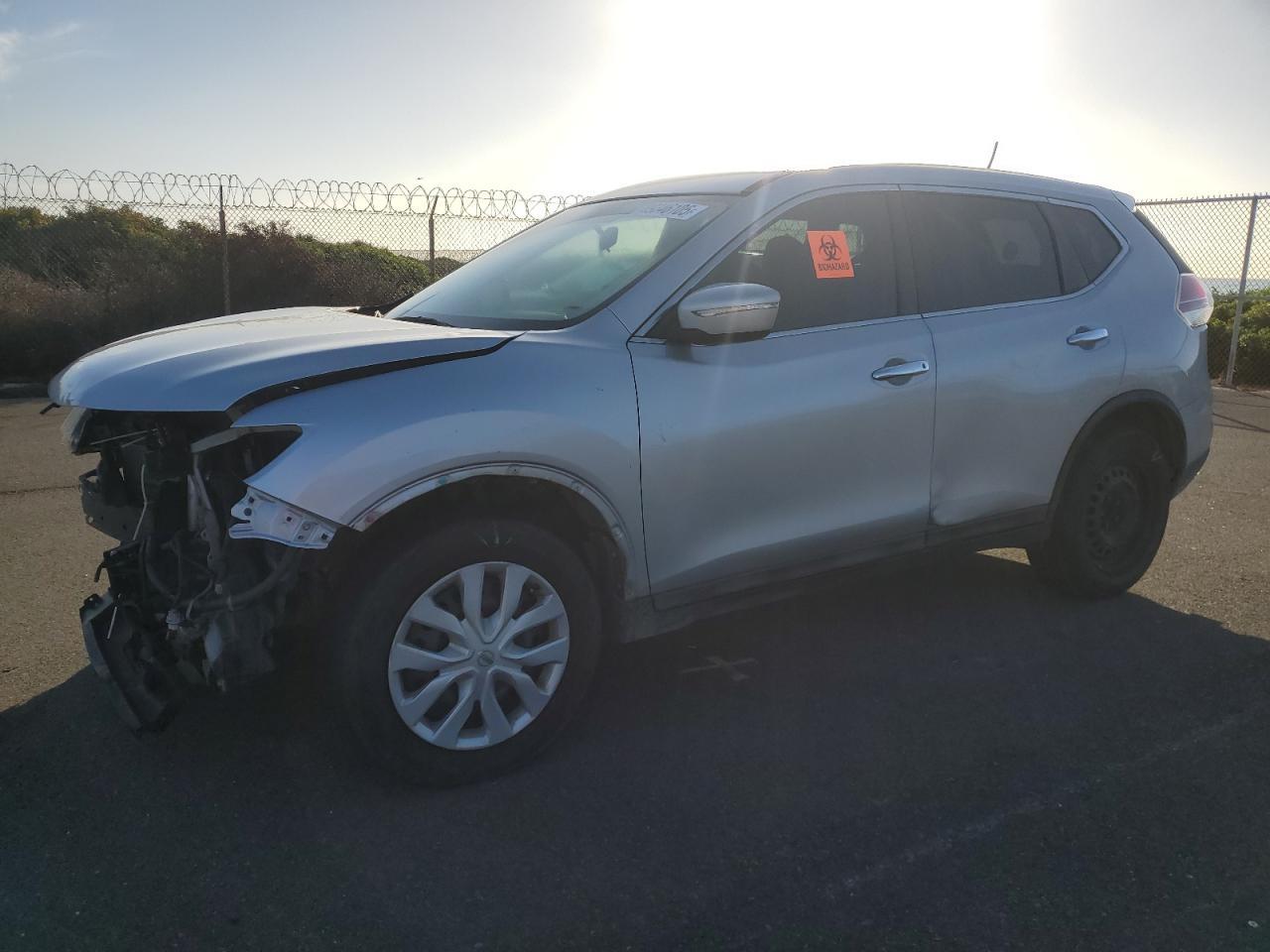 2015 NISSAN ROGUE S