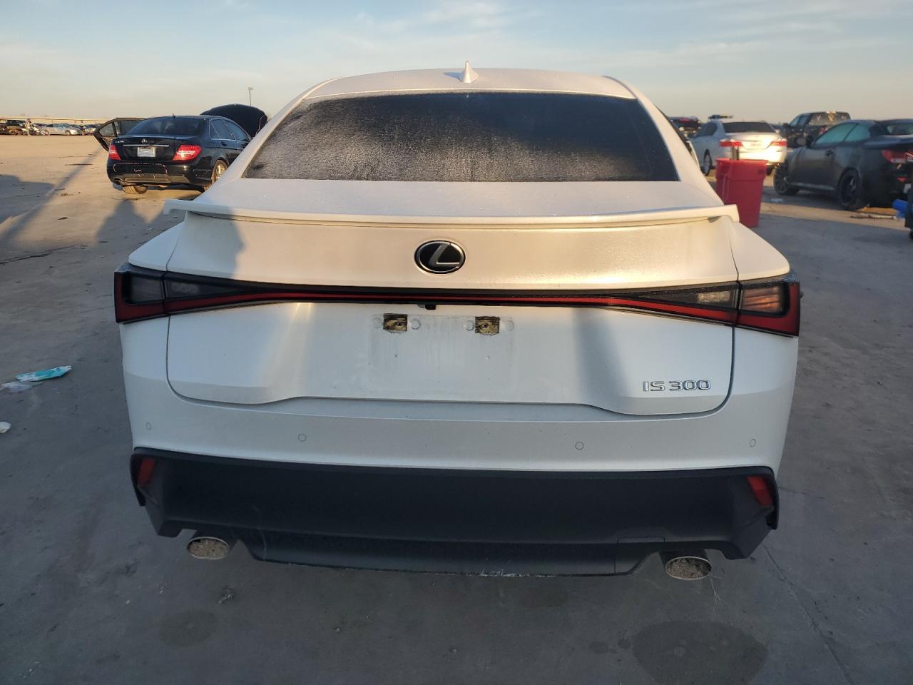 2022 LEXUS IS 300 - Image 6