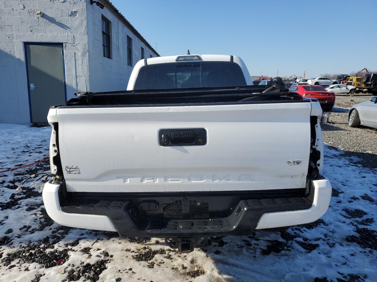 2017 TOYOTA TACOMA DOU - Фото 6
