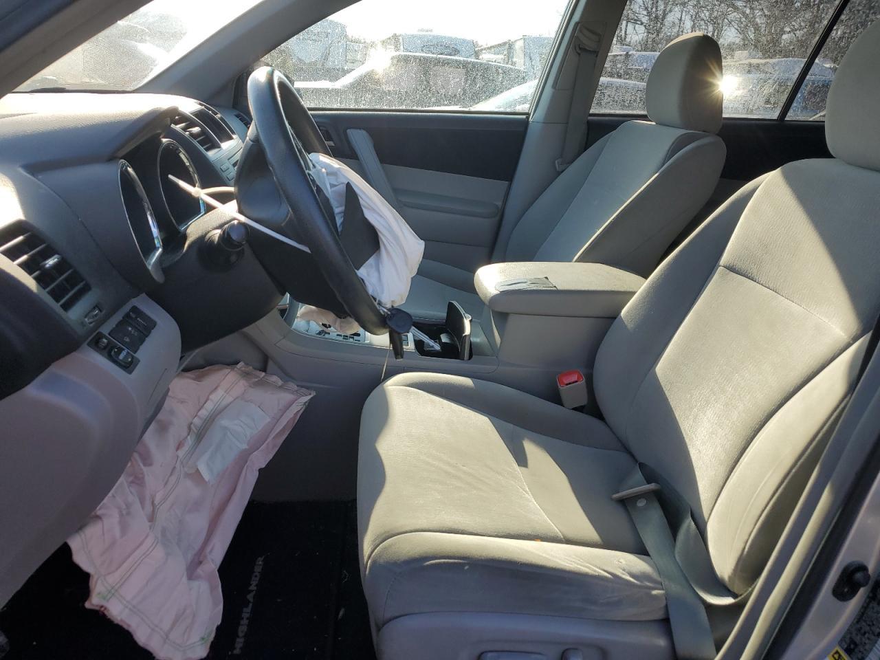 2011 TOYOTA HIGHLANDER - Фото 7