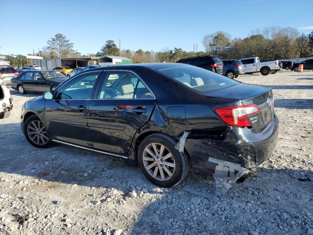 2014 TOYOTA CAMRY L - Image 2