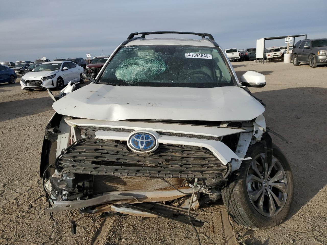 2022 TOYOTA RAV4 XLE P - Image 5