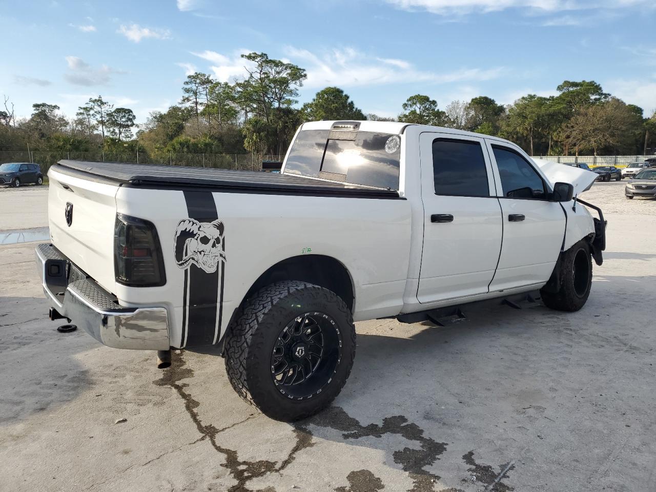 2019 RAM 1500 CLASS - Фото 3