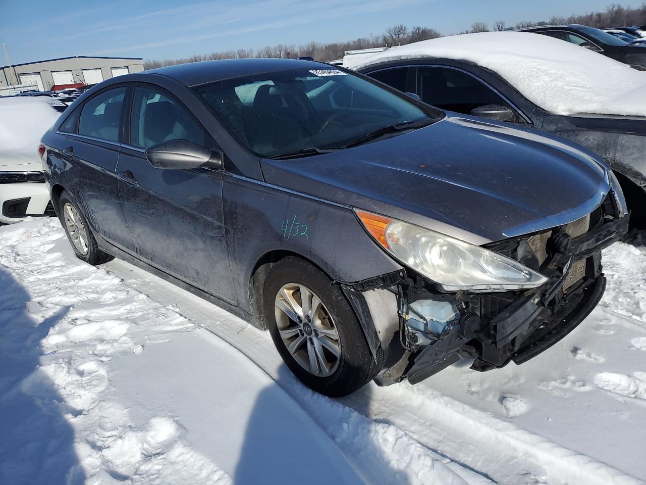 2013 HYUNDAI SONATA GLS - Фото 4