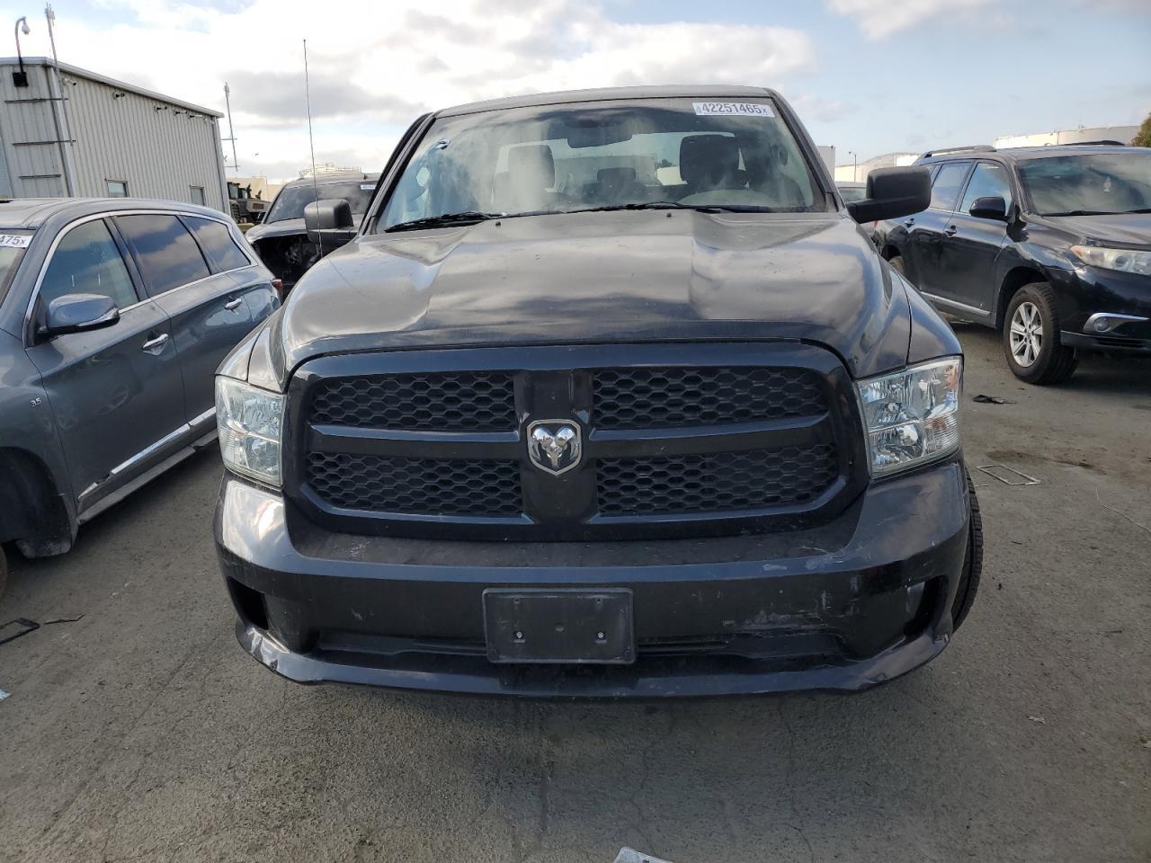 2015 RAM 1500 ST - Image 5