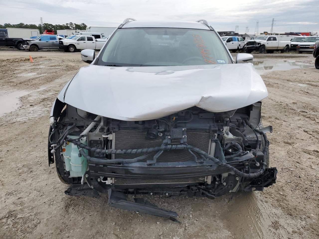 2018 NISSAN ROGUE S - Фото 5