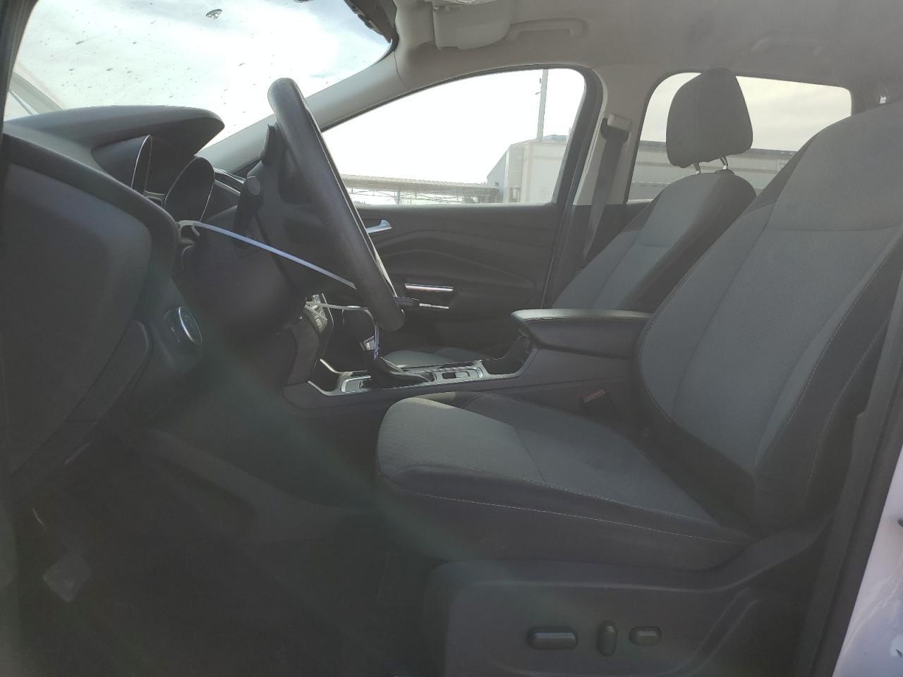 2017 FORD ESCAPE SE - Image 7